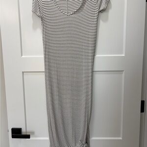 Olivia Rae New York Women's Black & White Striped Short-Sleeve Maxi Dress